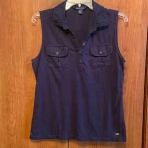 🆓🔥3-$10🔥 Tommy Hillfiger sleeveless with lace collar